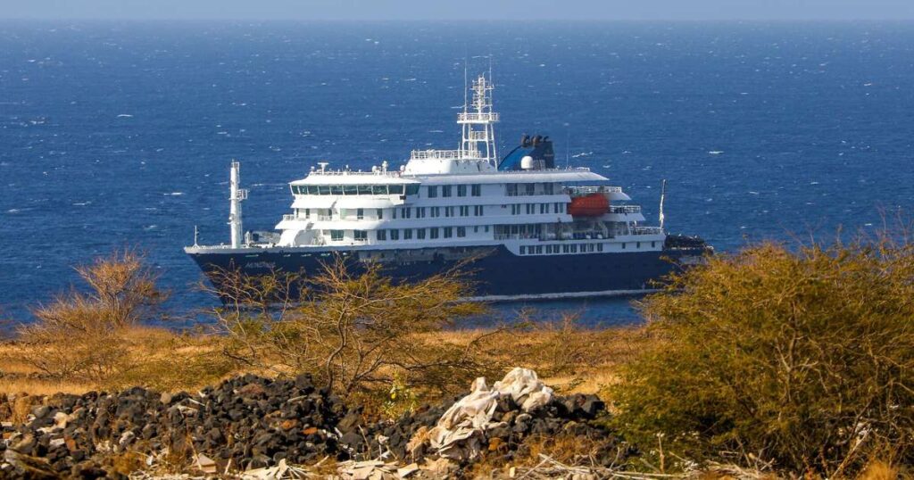 Passageiros a bordo do navio MV Hondius durante o surto de hantavírus